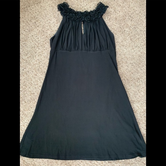 Dress - Picture 3 of 3